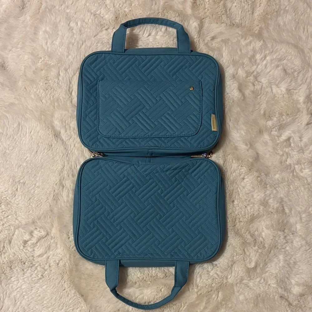 Bagsmart Tan and Blue Makeup Organizer